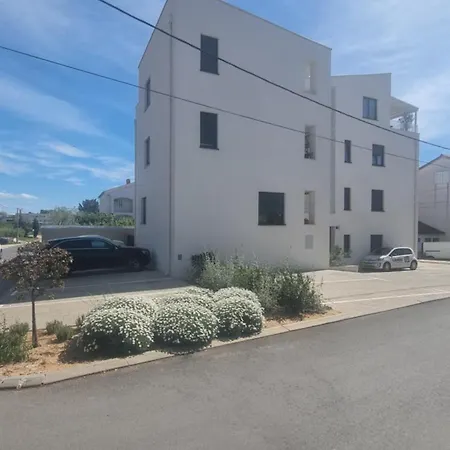 Apartment Nevio