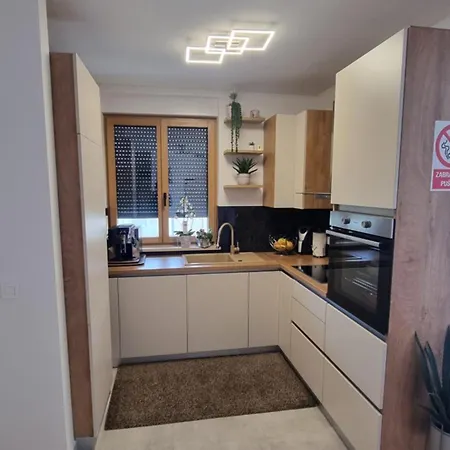Nevio Apartment Zadar